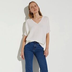 The Reset - NWT Essential Pullover V Neck in Ivory, XS